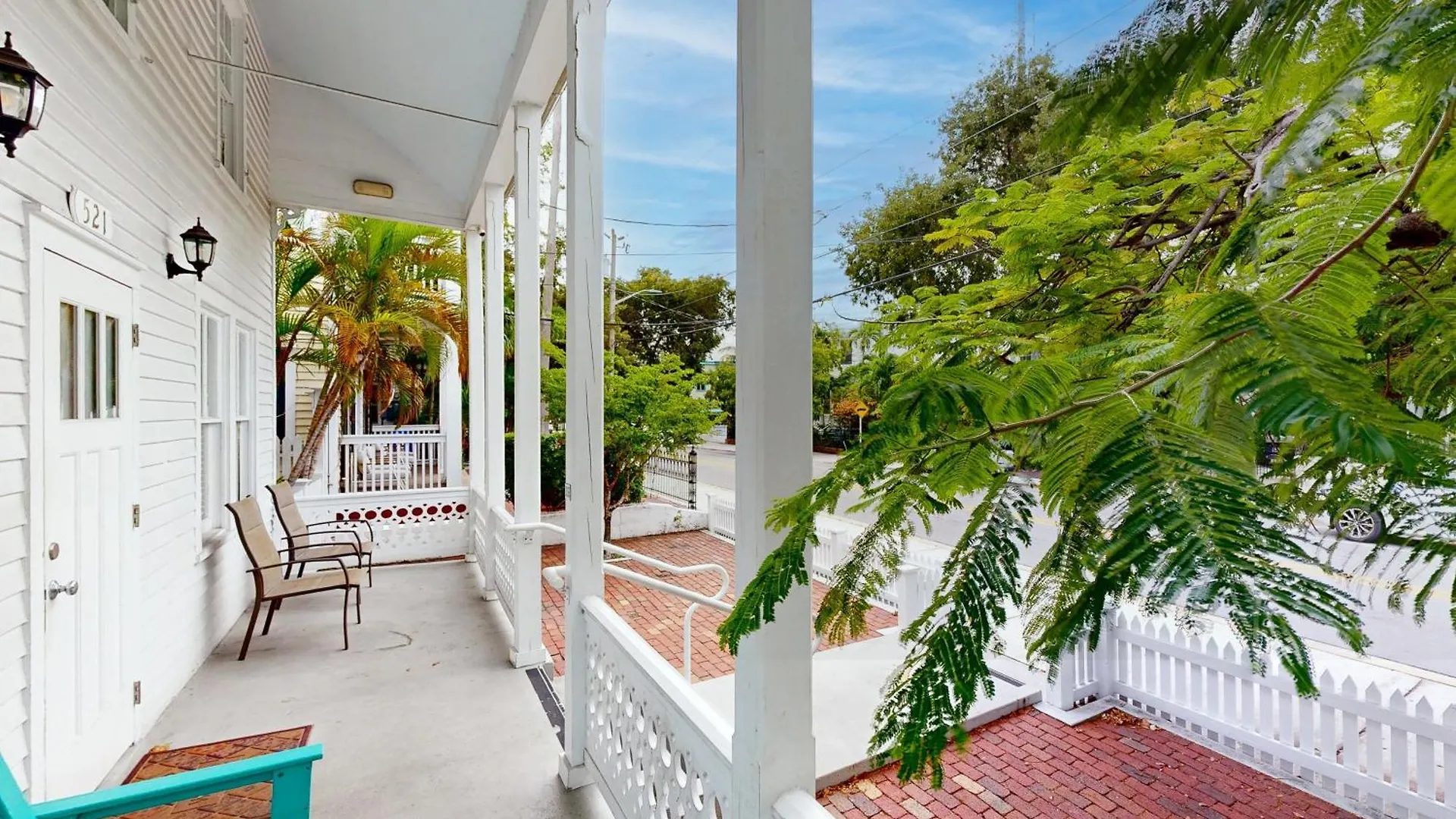 Four Flowers Key West
