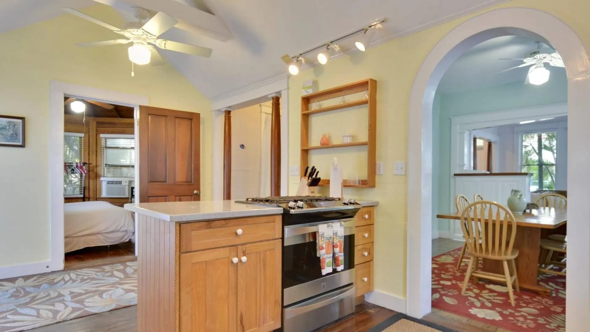 Casa de Férias First Breath By Avantstay Close To Old Town W Pool Month Long Only Key West