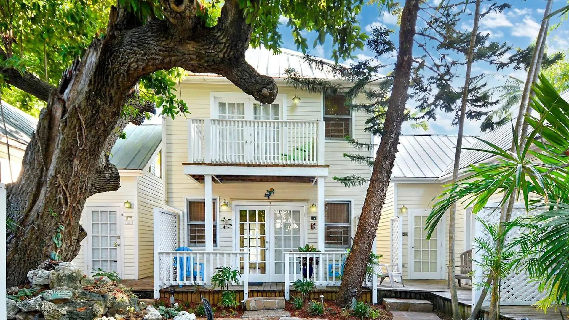 Tranquility By Avantstay Close To Duval St W Bbq Shared Pool * Key West