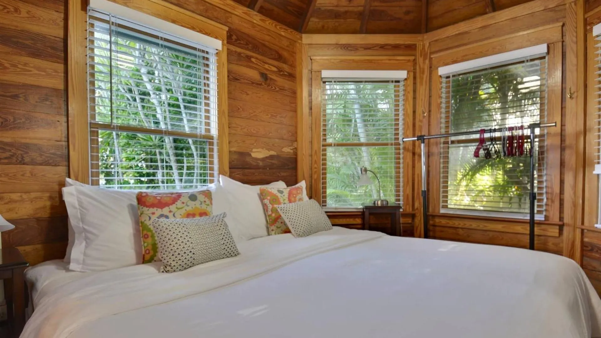 First Breath By Avantstay Close To Old Town W Pool Month Long Only Key West