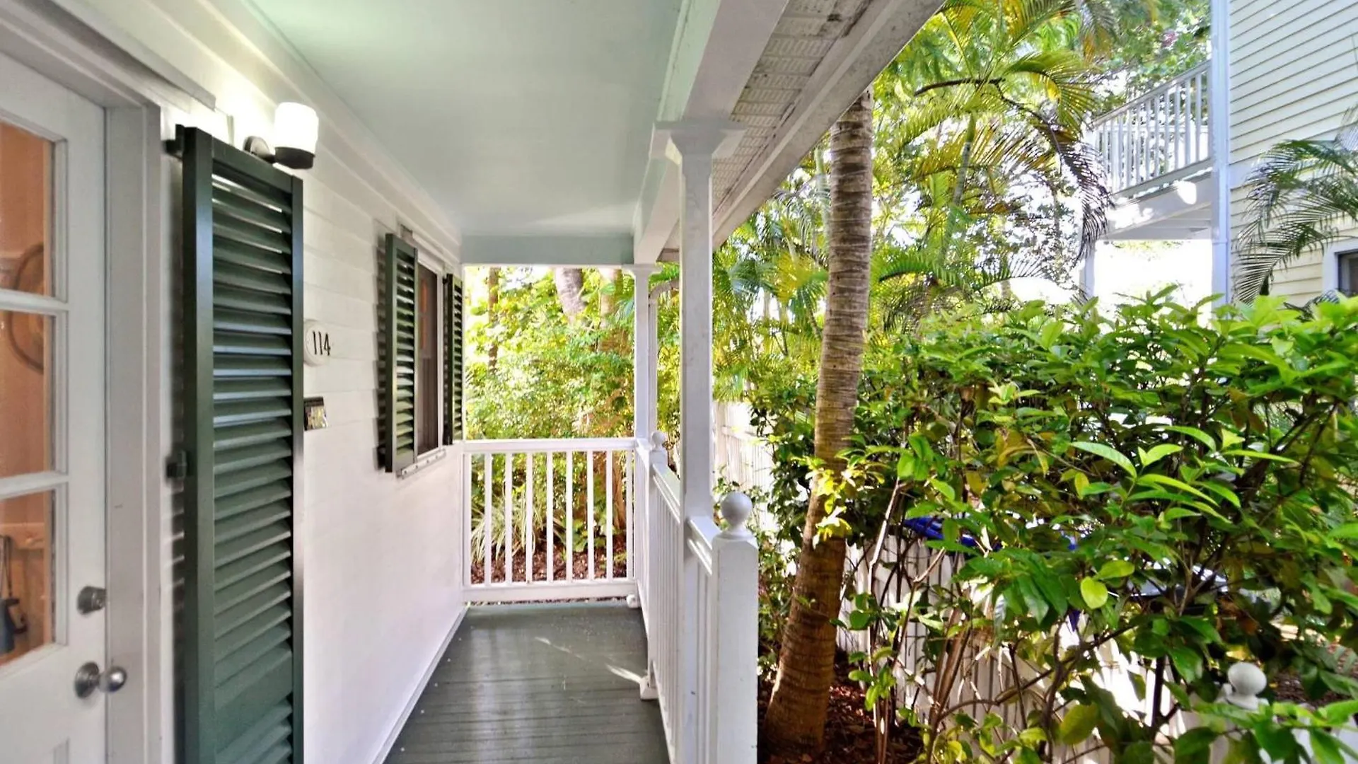 Artist Garden By Avantstay Great Location W Balcony Outdoor Dining Shared Pool Bbq Week Long Holiday home *