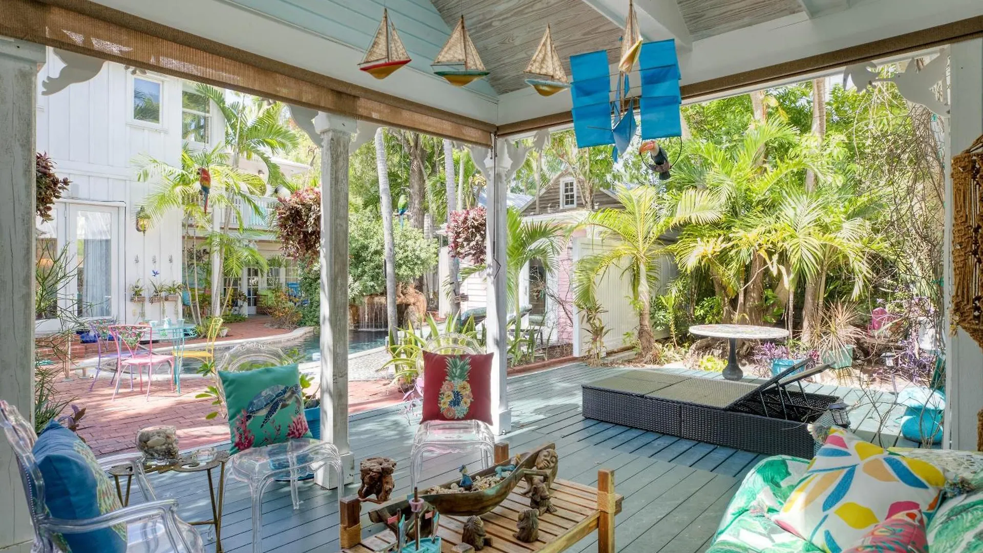 Boat House By Avantstay Character Location W Shared Pool Month Long * Key West
