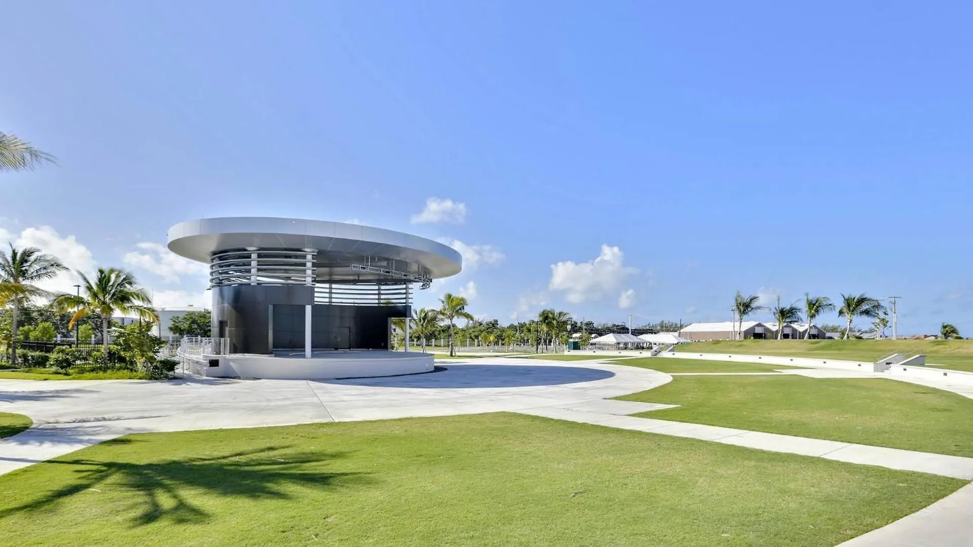 Charming By Avantstay Communal Pool Gated Community Near Zachary Taylor Park Week Long Сasa de vacaciones