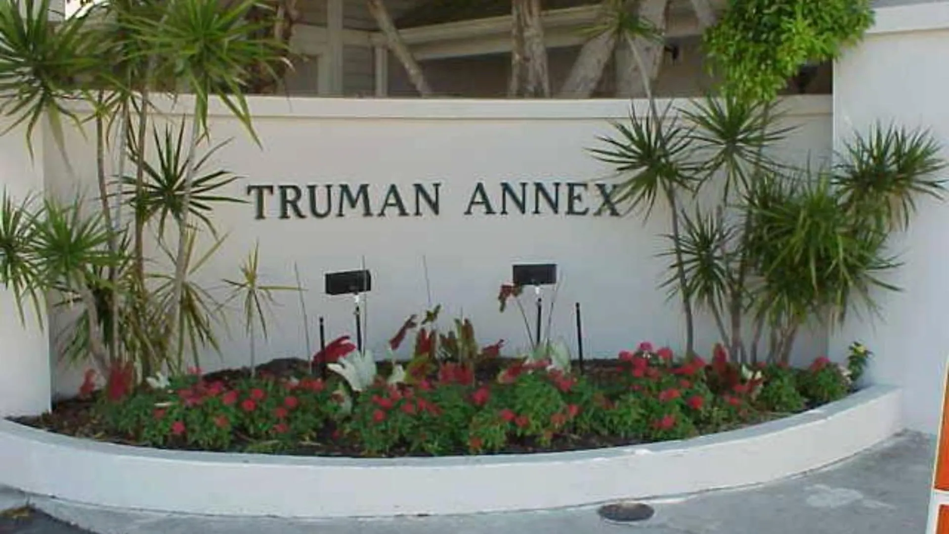 Charming By Avantstay Communal Pool Gated Community Near Zachary Taylor Park Week Long Сasa de vacaciones Cayo Hueso