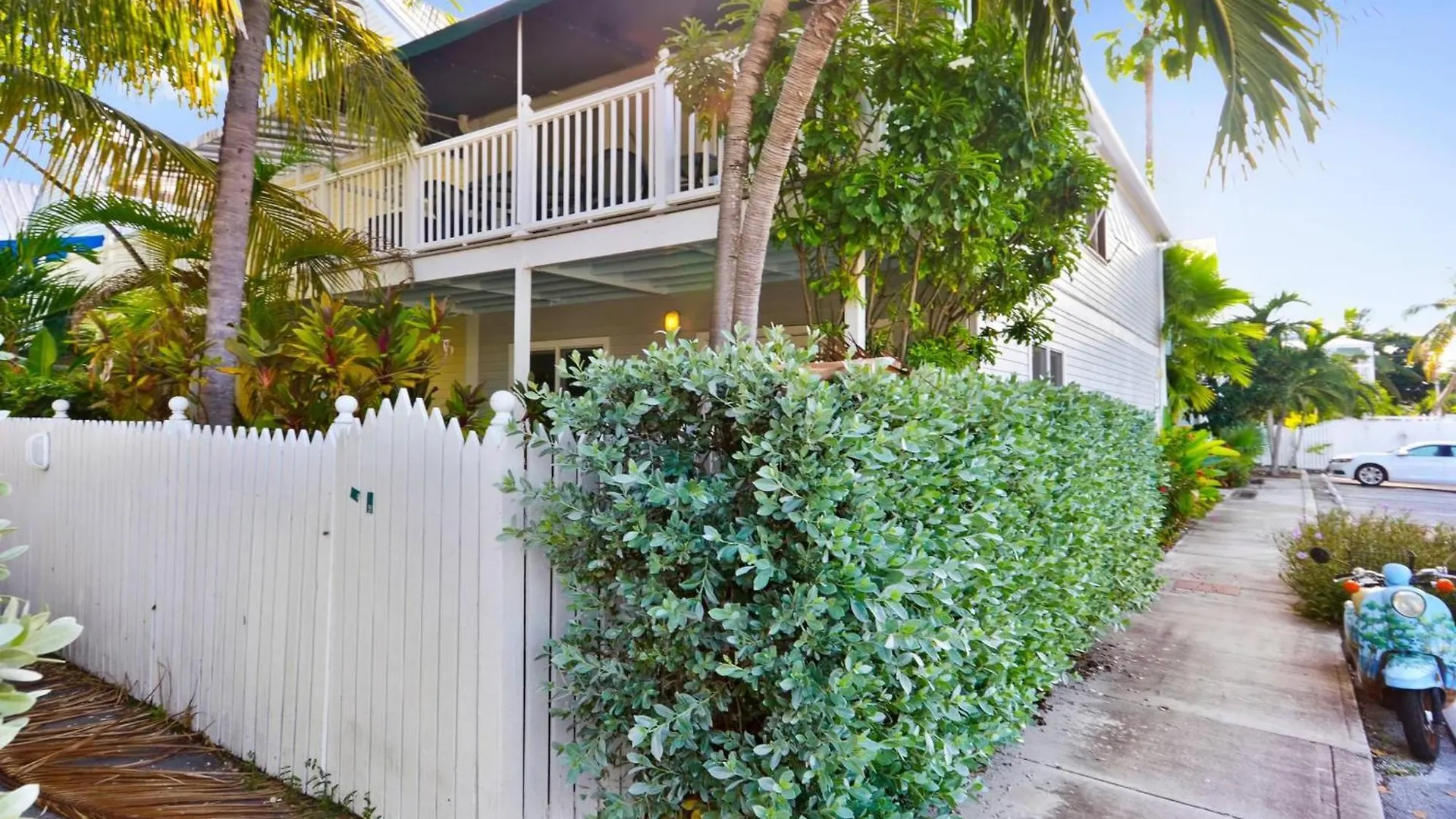 House By Avantstay Communal Pool Gated Community Great Location Key West