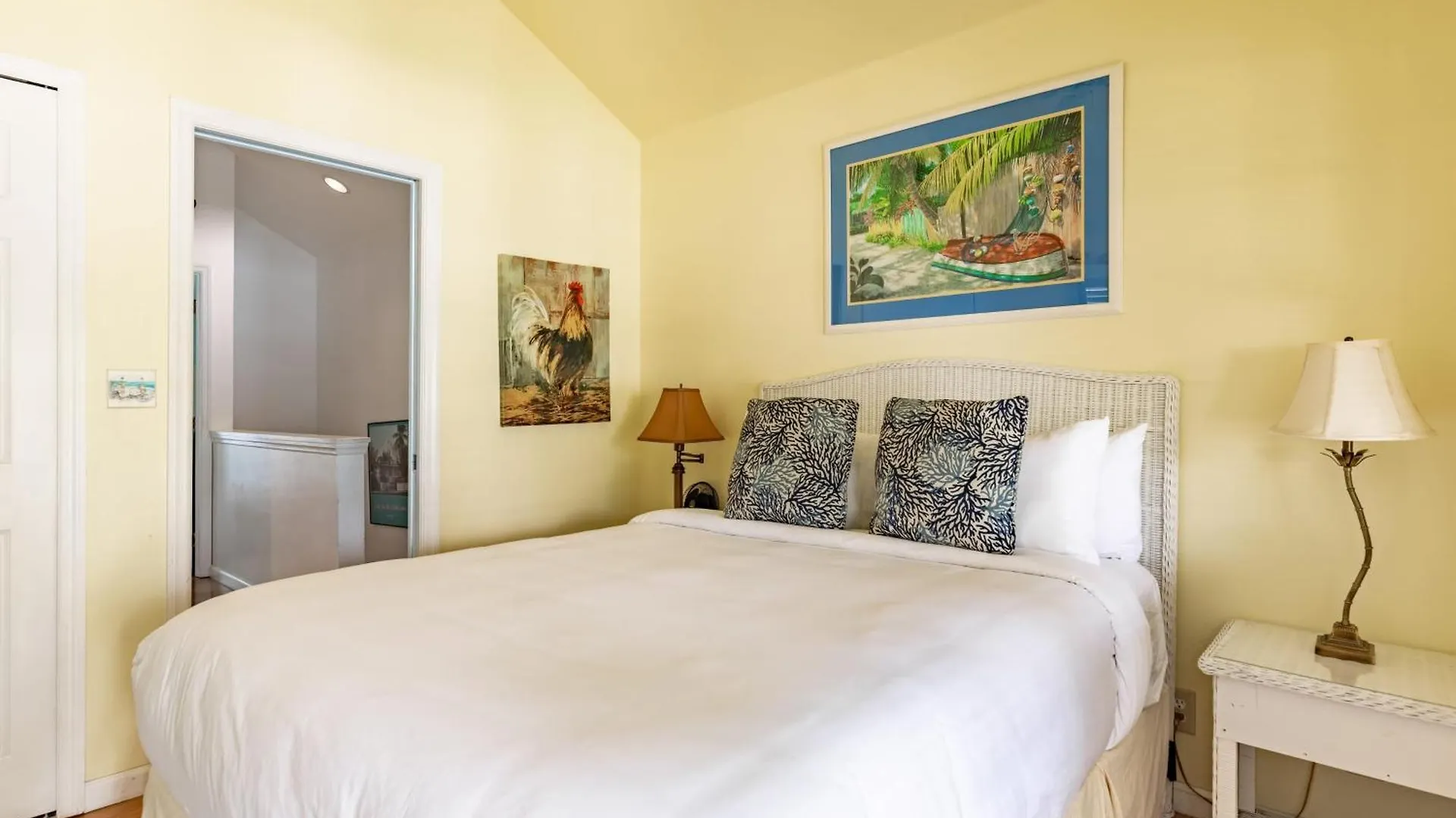 Southard Getaway By Avantstay W Covered Patio Great Location Shared Pool Week Long * Key West