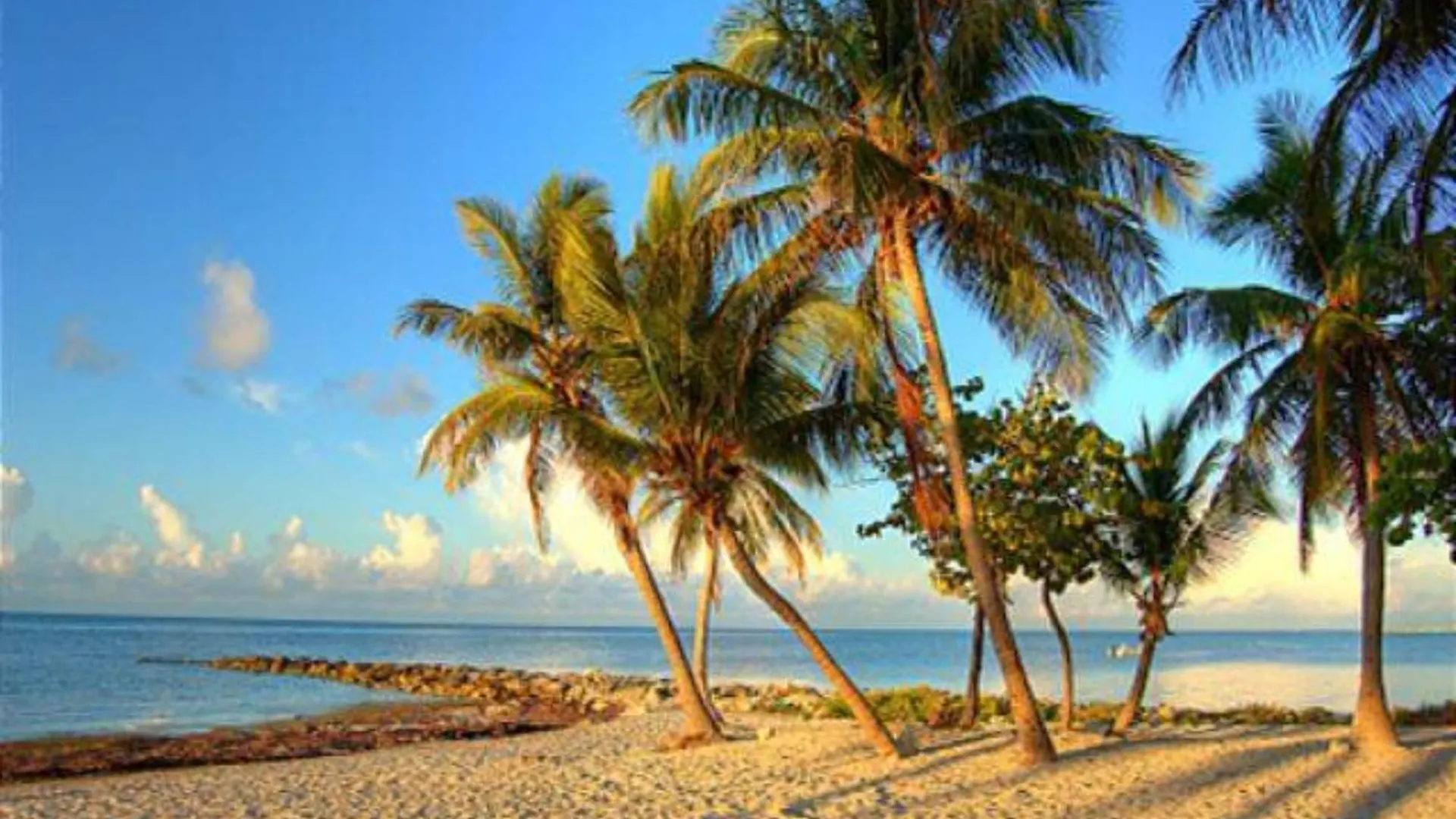 Dune Wind South: Beachside Extended With Pool & Hot Tub Holiday home Key West