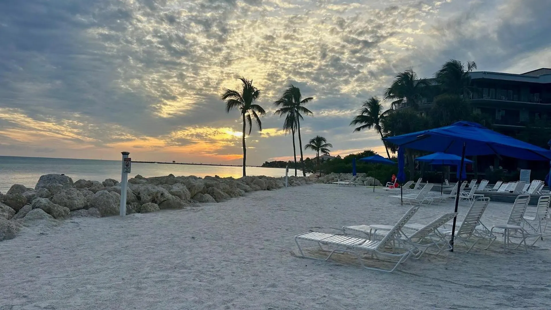 Atlantic Paradise Escape *