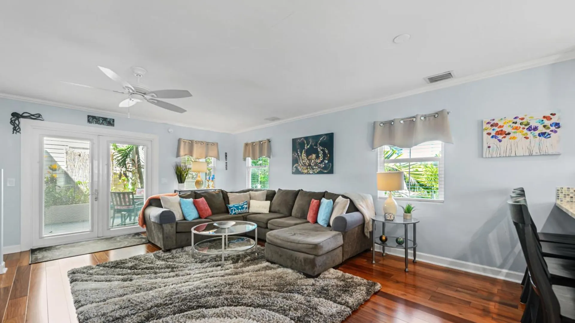 Paradise Place Duval Square Appartement *