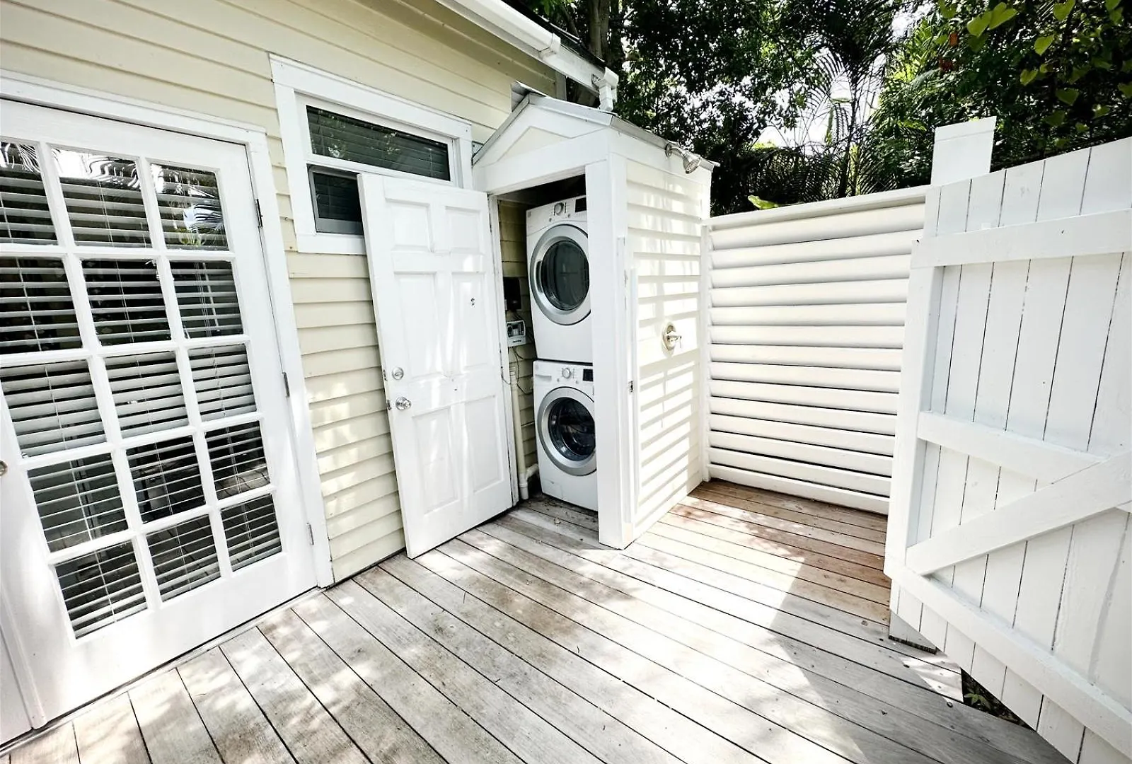 Hidden Oasis Colony Key West