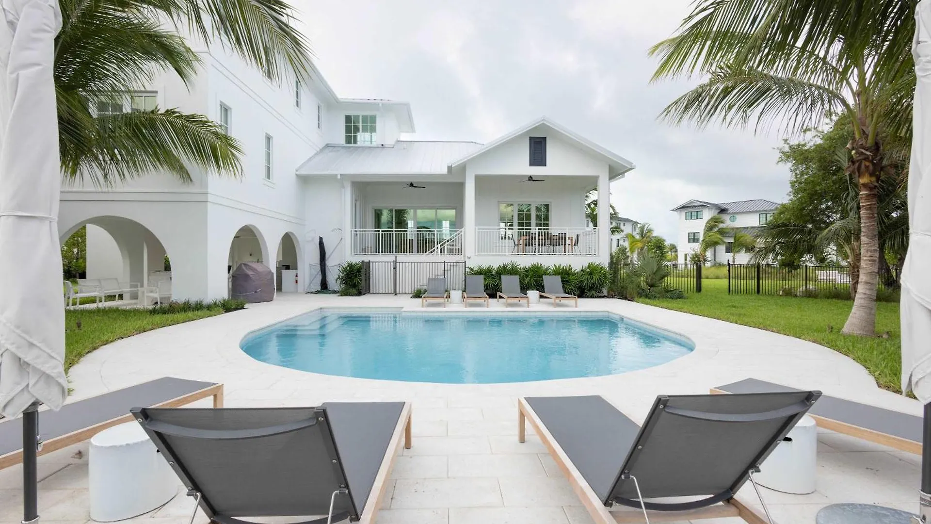 度假居 New Private Pool & Docking - Floralee House