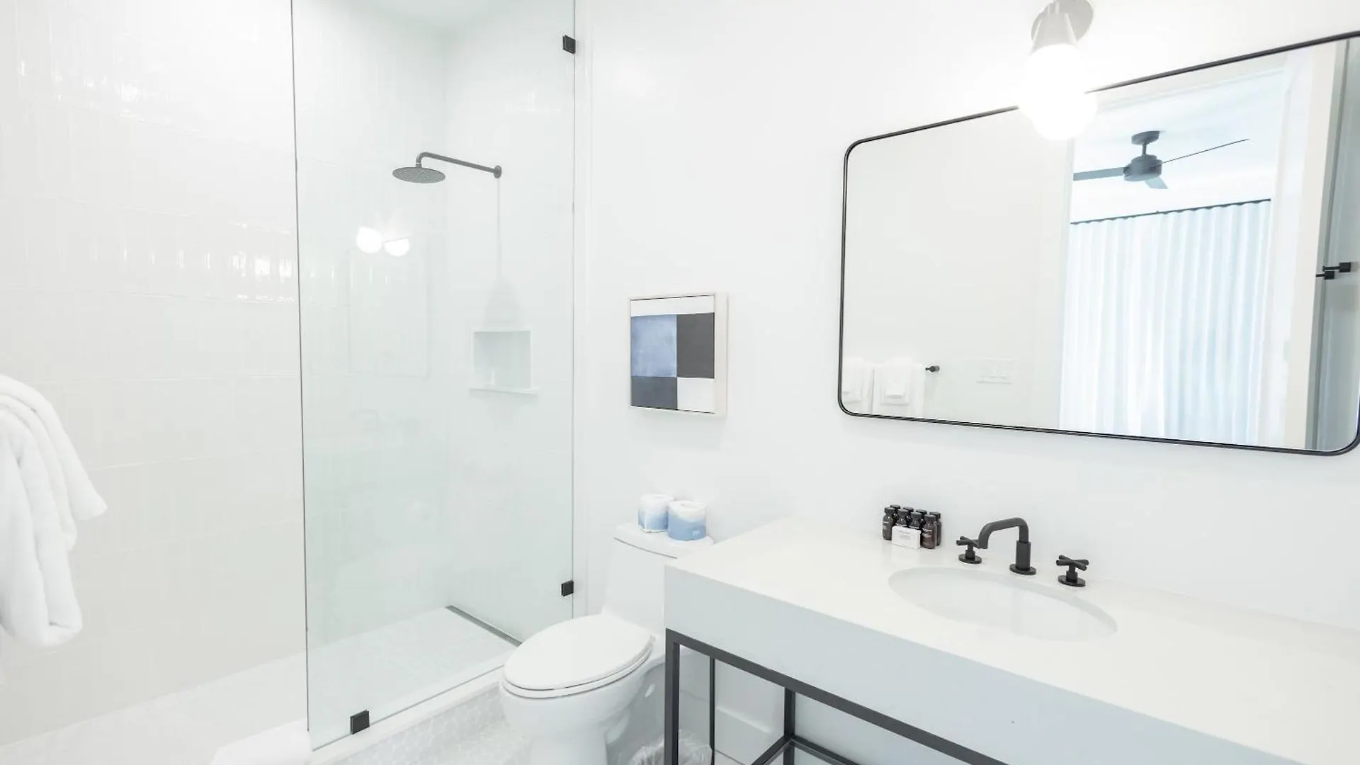 Brand New & Private Pool - Palmgale House 펜션 *
