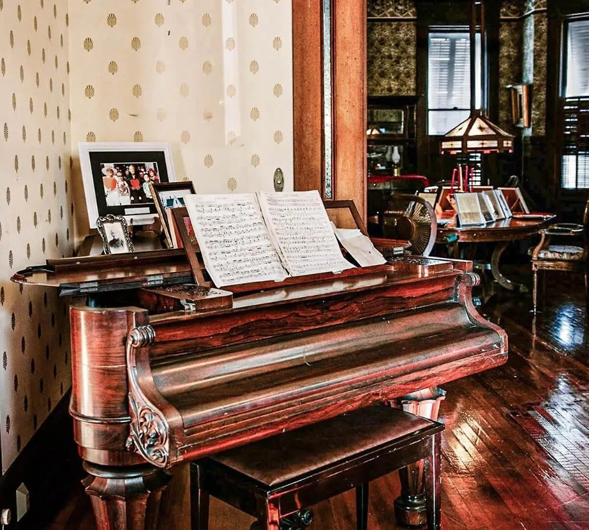 Classic King- Curry Mansion With Heated Pool! Fogadó *