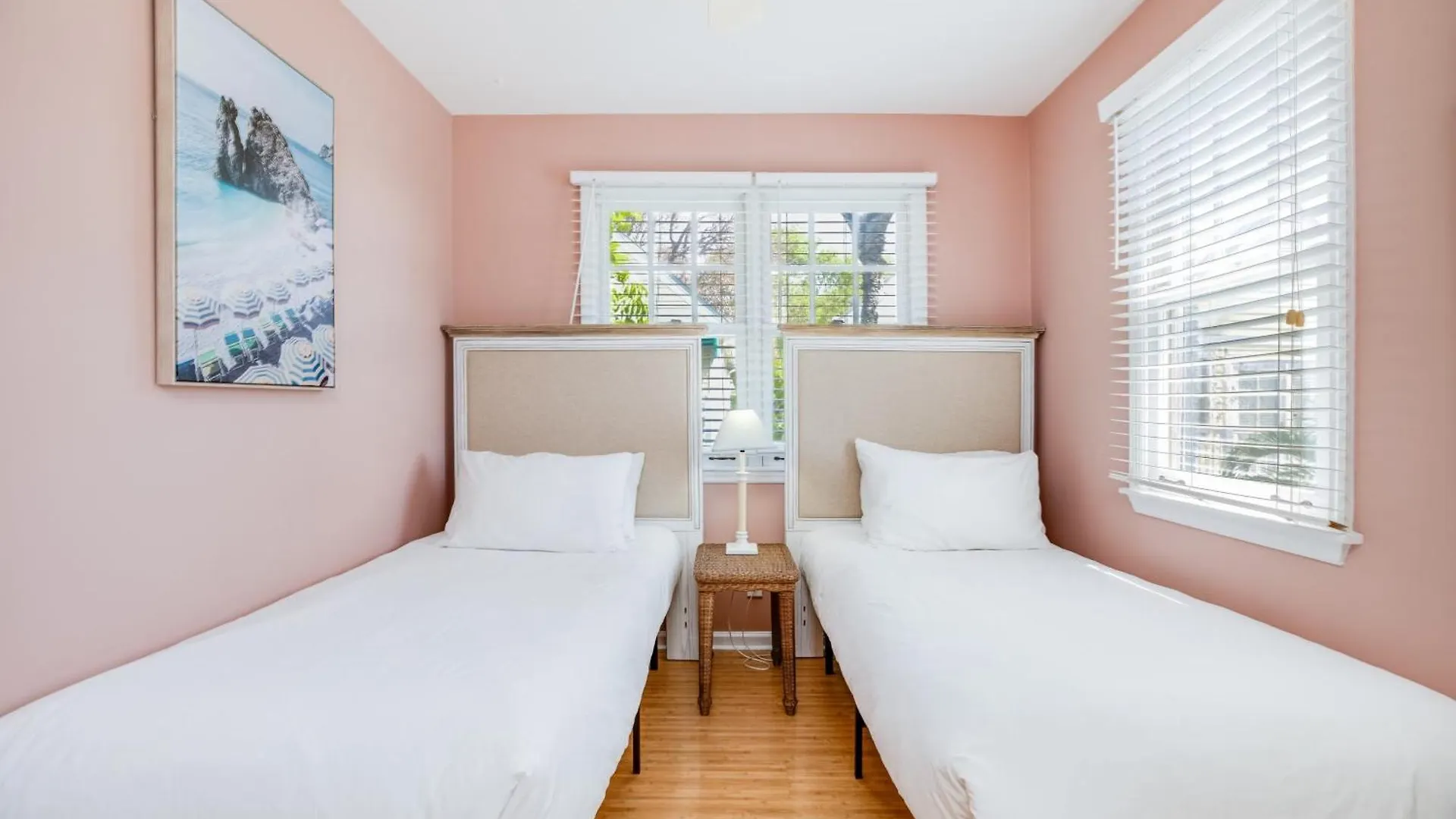 Dom wakacyjny Linger Longer By Avantstay Walkable Gated Community Shared Pool Week Long Only