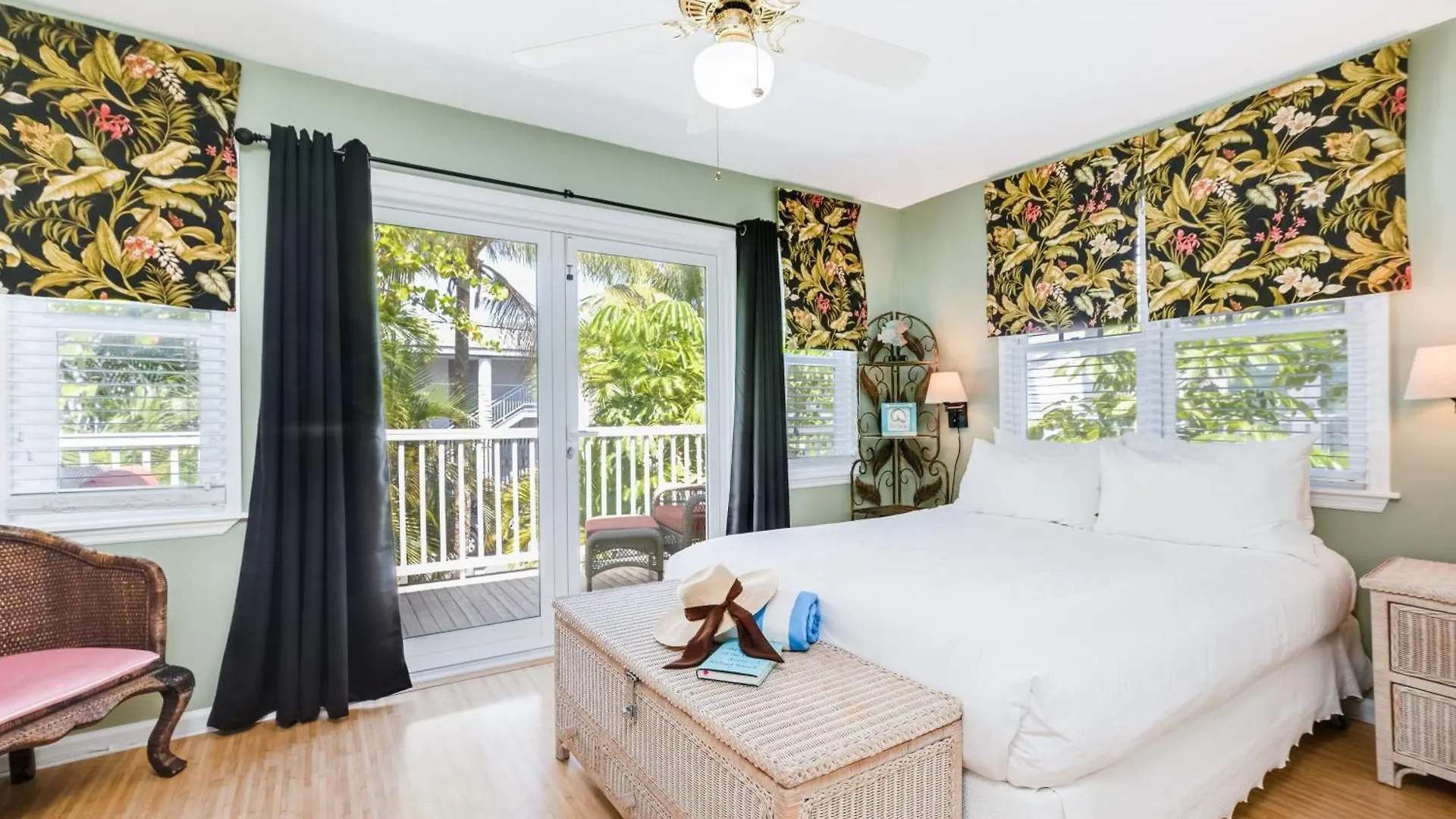 Dom wakacyjny Linger Longer By Avantstay Walkable Gated Community Shared Pool Week Long Only Key West