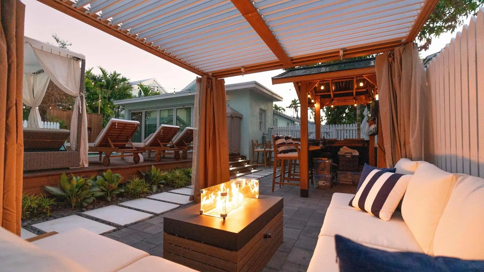 Alligator Reef Light Holiday home *