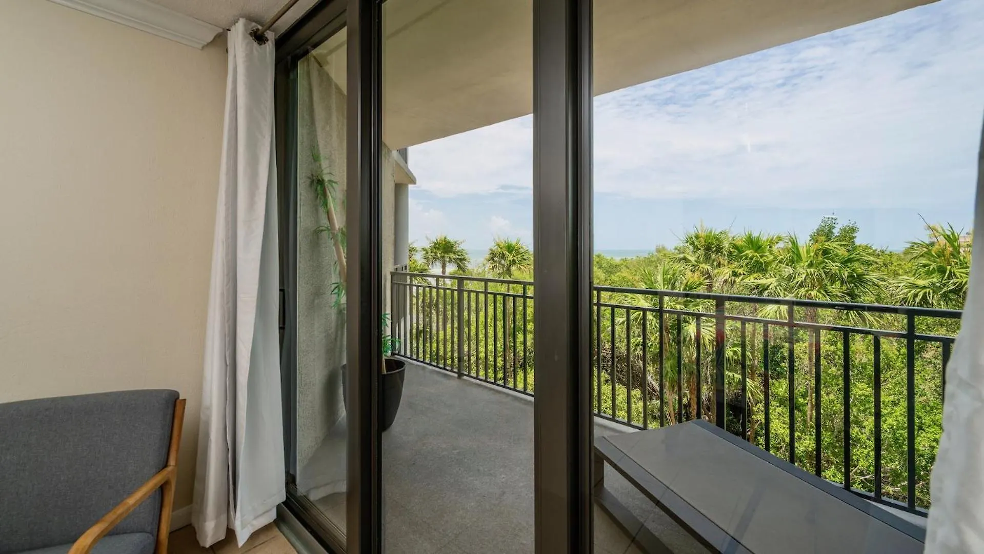 Shang Ri La By Last Key Realty Key West