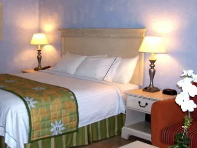 Fairfield & By Marriott 3*