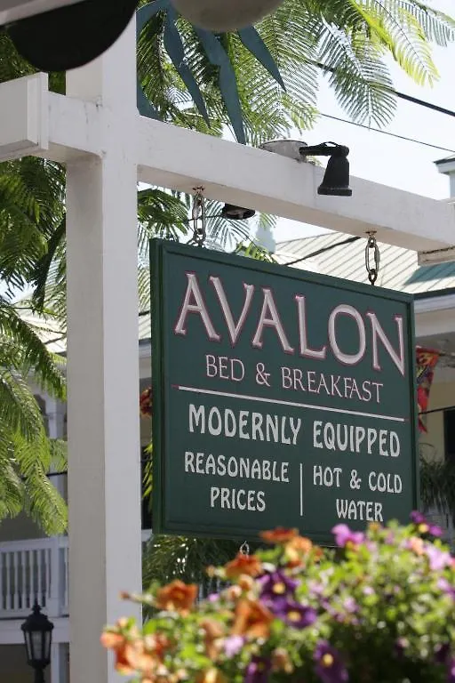 Avalon Bed And Breakfast (Adults Only)