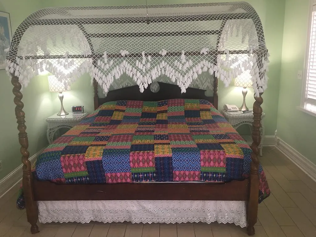 Couette-café Amsterdam's Curry Mansion Key West