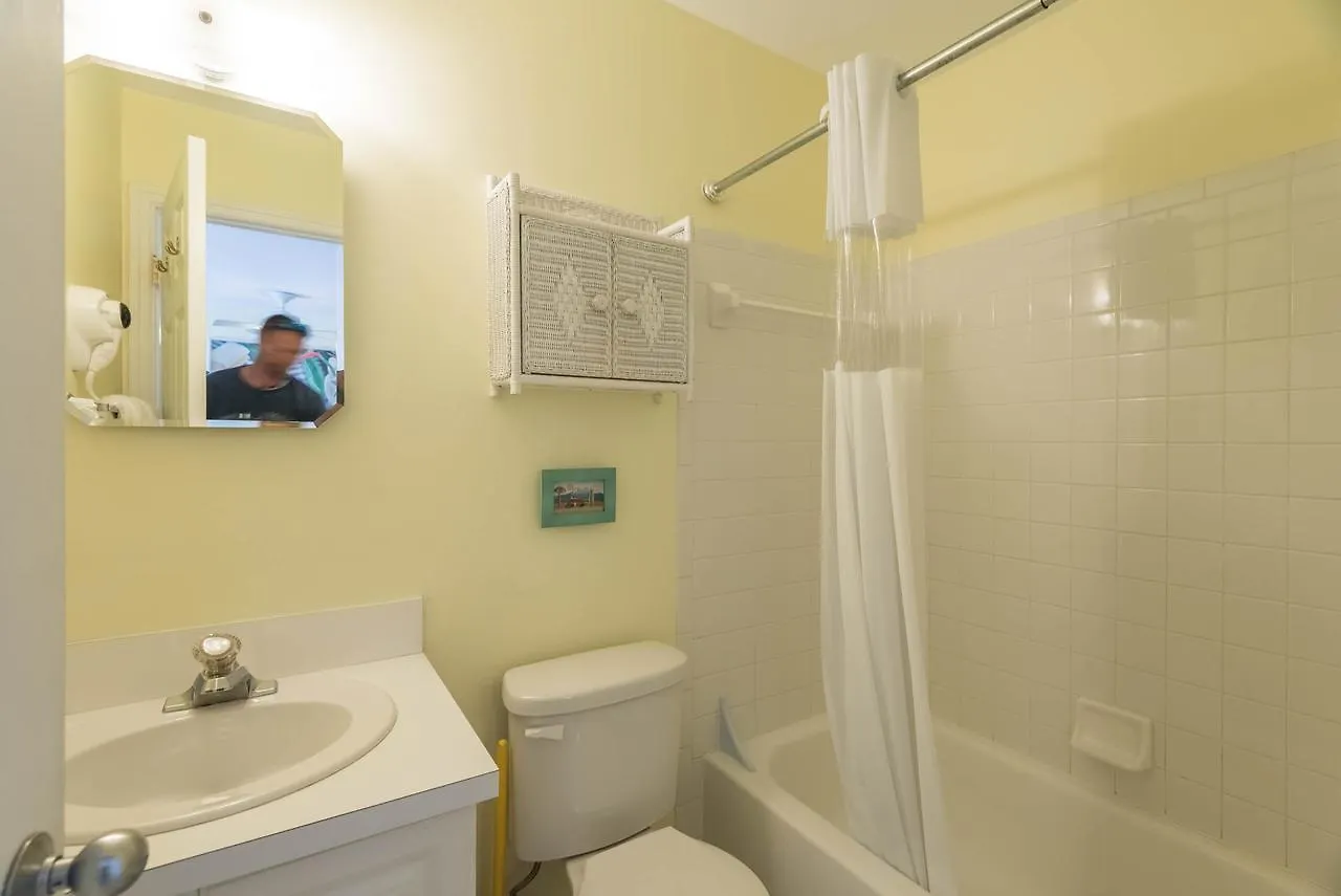 Apartment Seashore At The Shipyard Key West