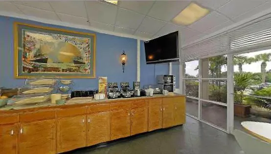 The Gates Hotel 4*