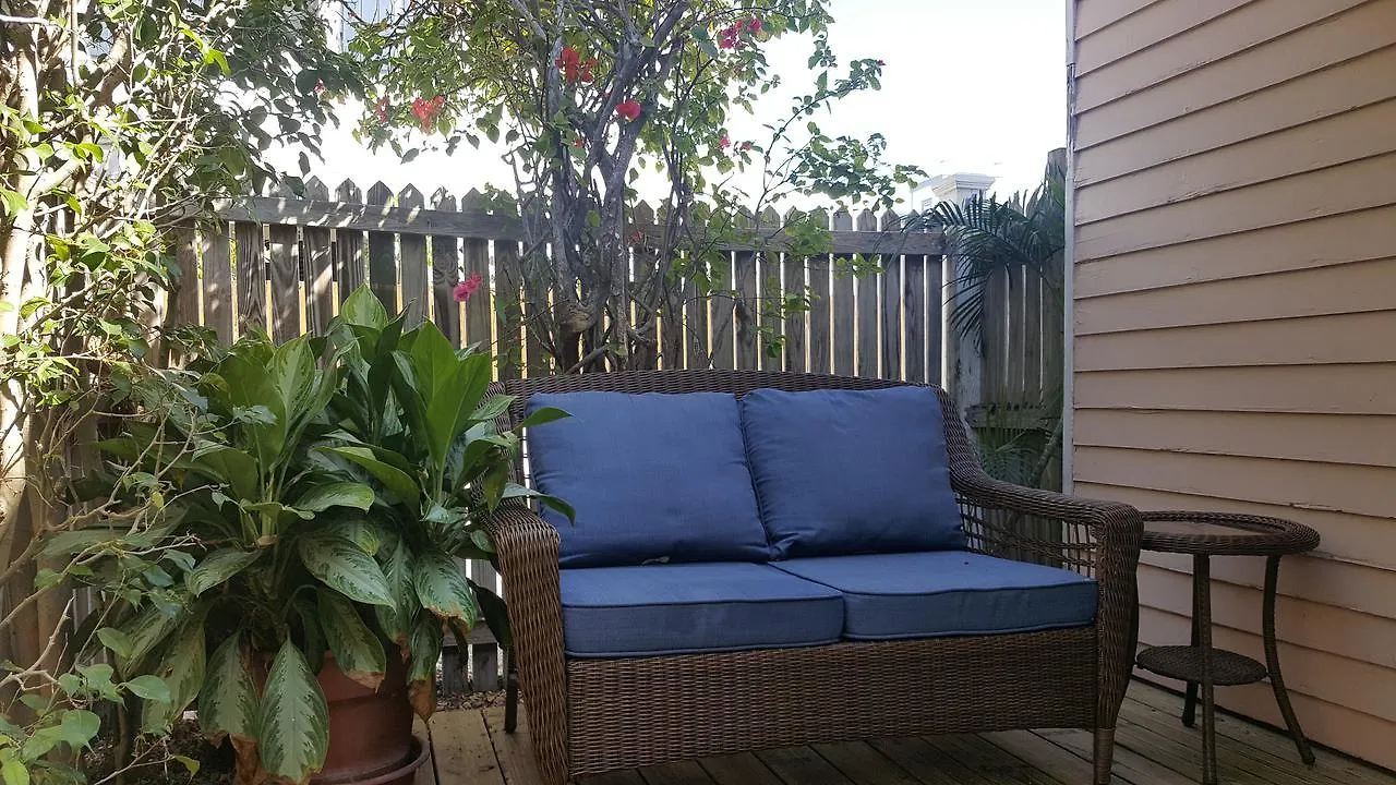 Courtney's Place Historic & Gasthuis Key West