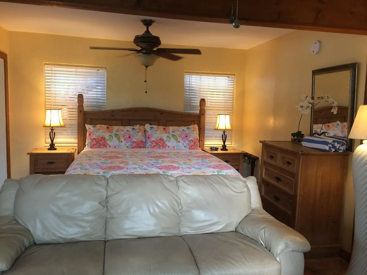 Courtney's Place Historic & 2* Key West