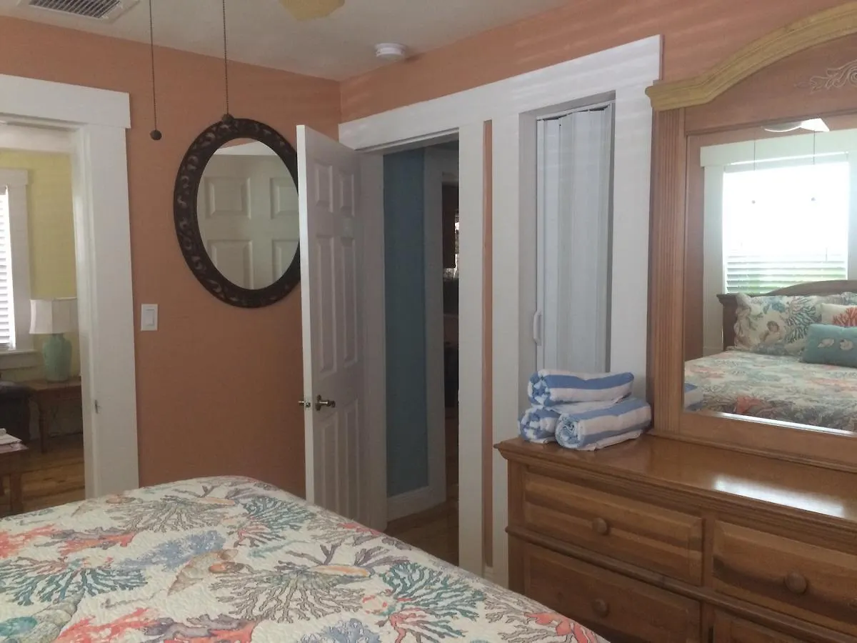 Courtney's Place Historic & 2*