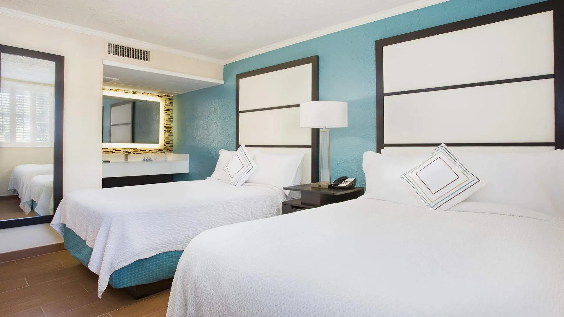 Hotel Fairfield & By Marriott