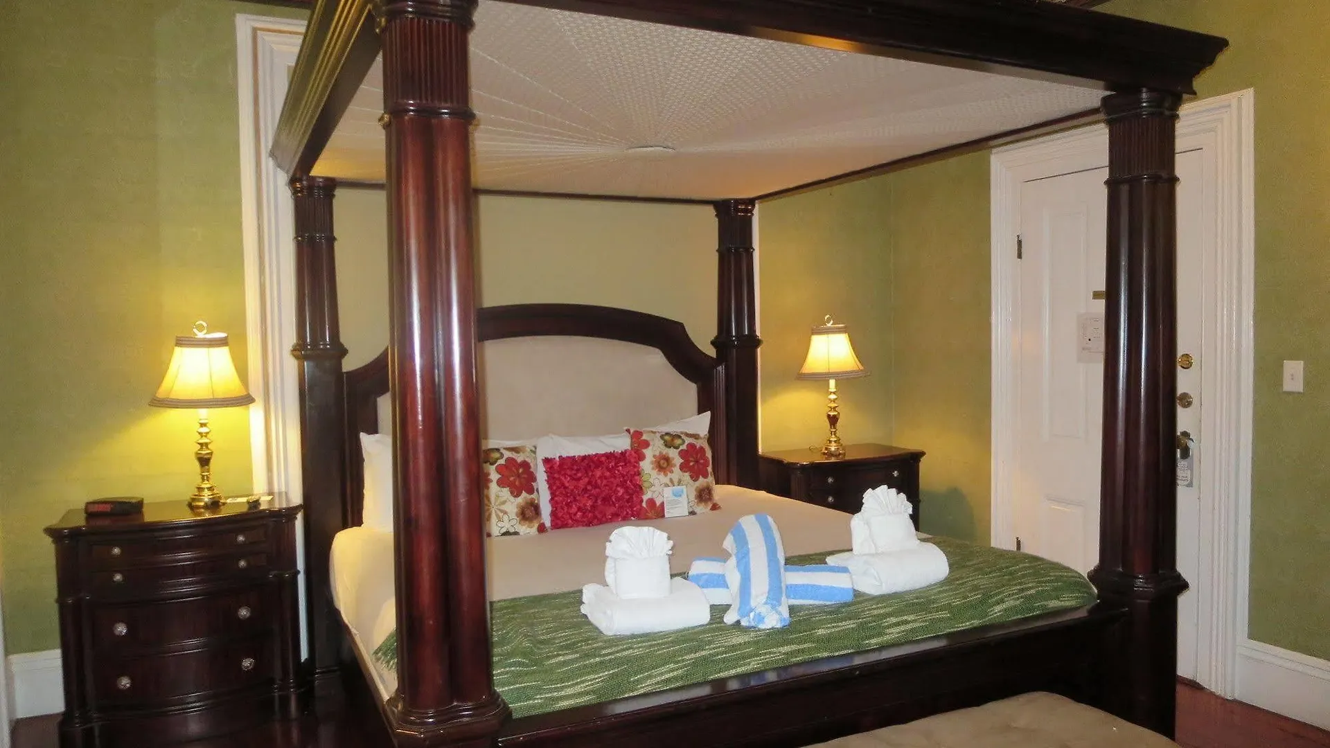 Bed and Breakfast The Artist House 3*
