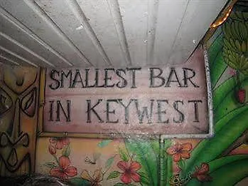Smallest Bar Fogadó