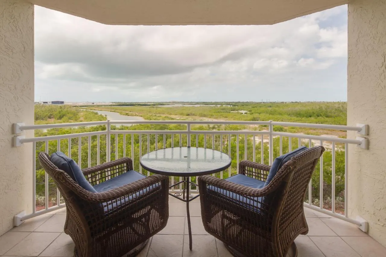 Sunrise Suites Cayo Cruz #308 *