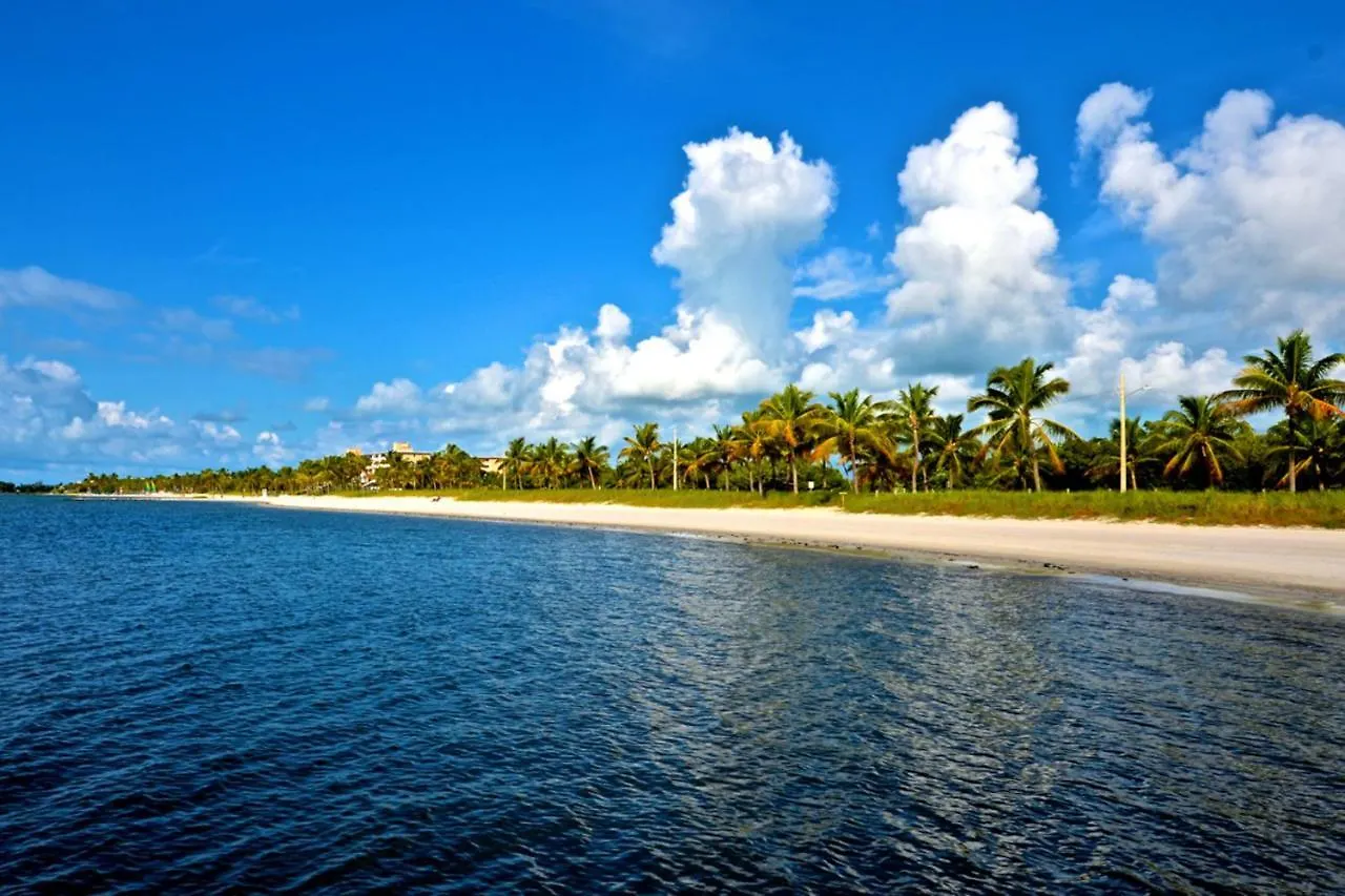 Sunrise Suites Martinique #108 بيت للعطل كي وست