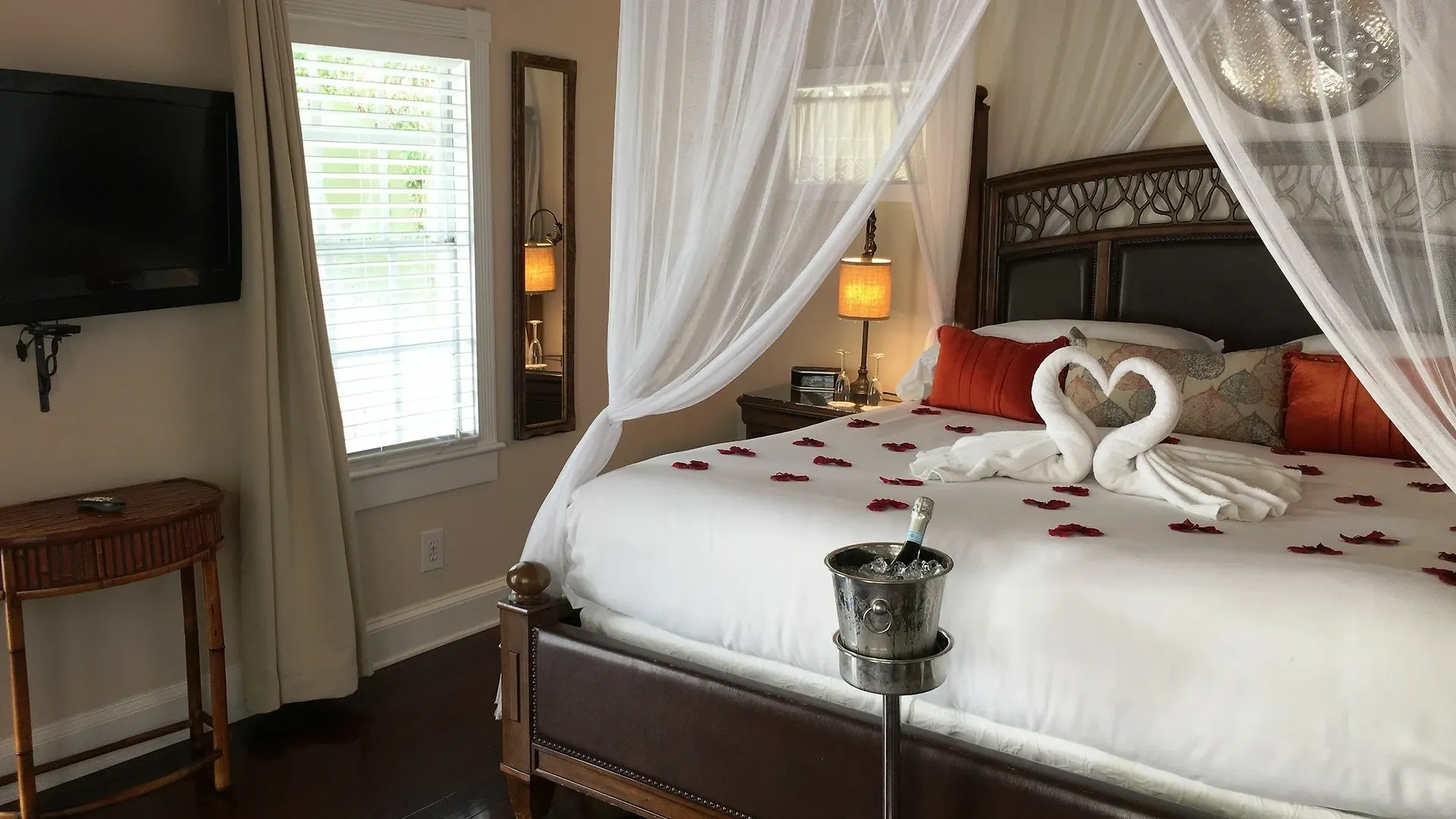 Avalon Bed And Breakfast (Adults Only) Bed & Breakfast 3*