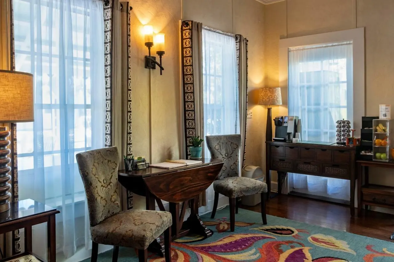 Avalon Bed And Breakfast (Adults Only) Key West