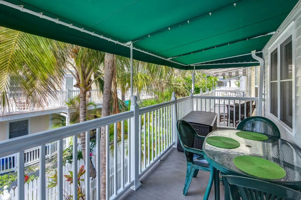 Shipyard Perch Apartman *