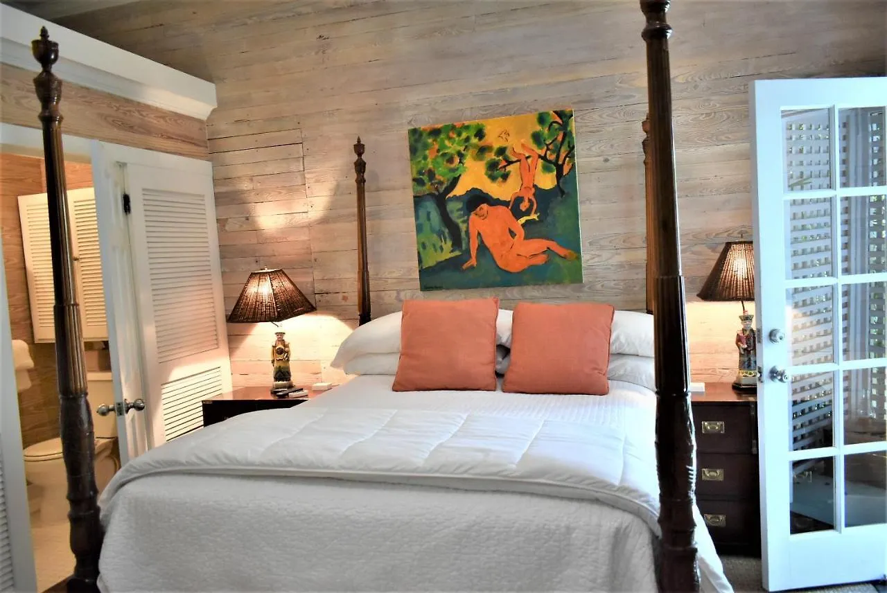Simonton Court Historic & 4*