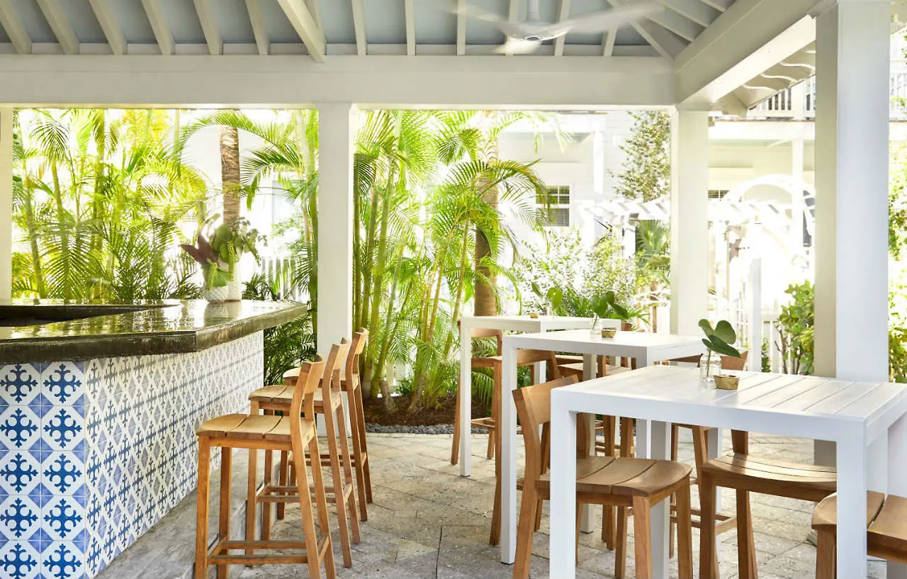 Resort Parrot Key &