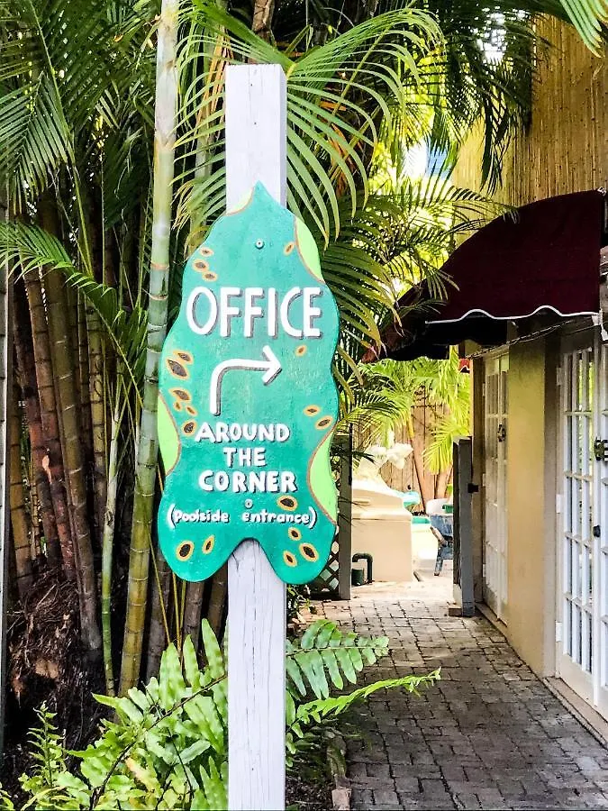 Authors Penzion Key West