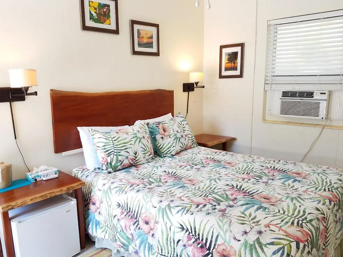 Penzion Alexander Palms Court - No Hidden Fees! *