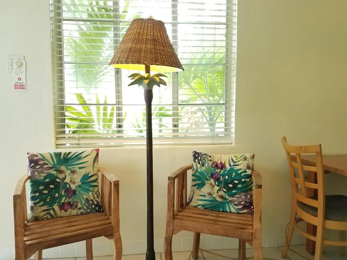 Penzion Alexander Palms Court - No Hidden Fees! Key West
