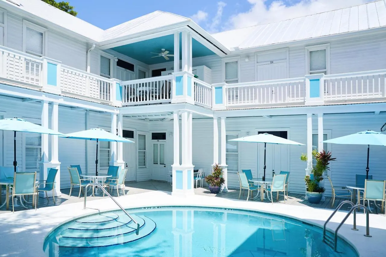 Amsterdam's Curry Mansion 3*