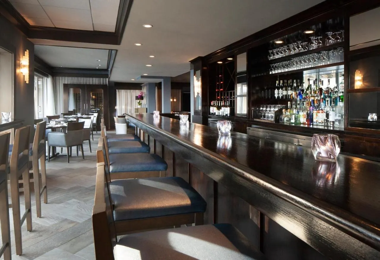 Pier House & Spa