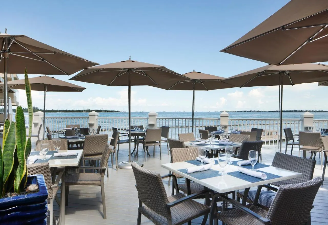 Pier House & Spa 4*