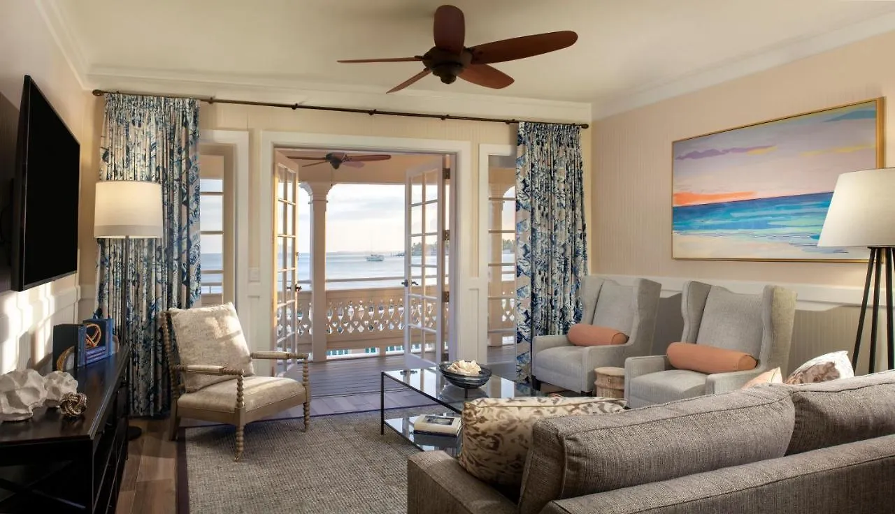 Pier House & Spa