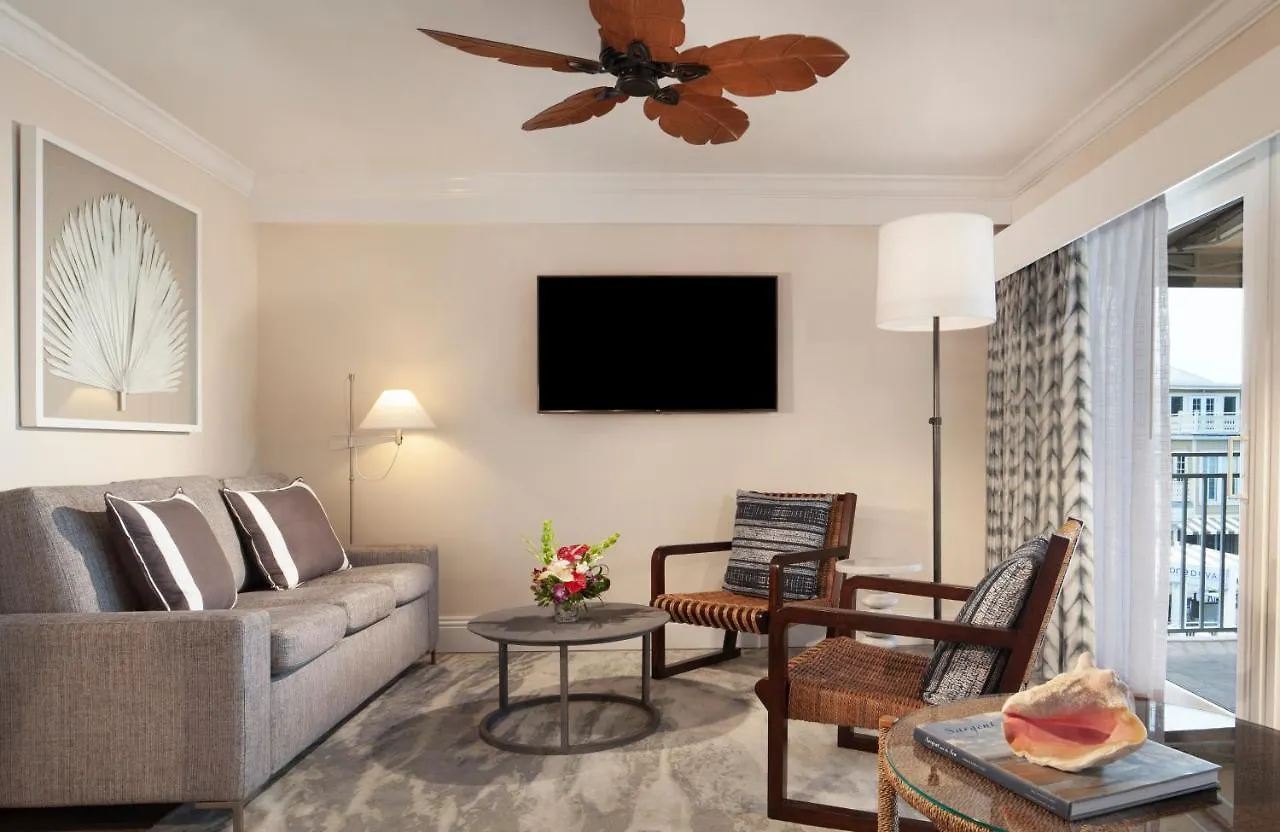 Pier House & Spa 4*