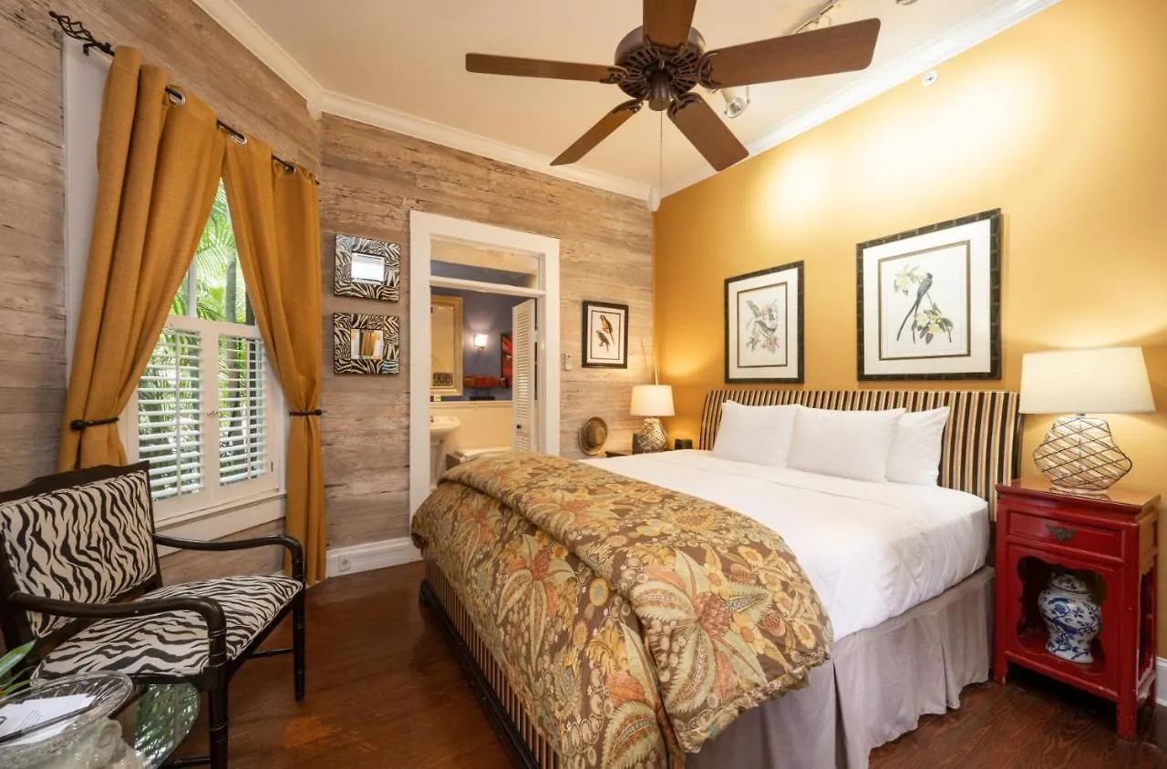 The Mermaid & The Alligator Hotel 3*
