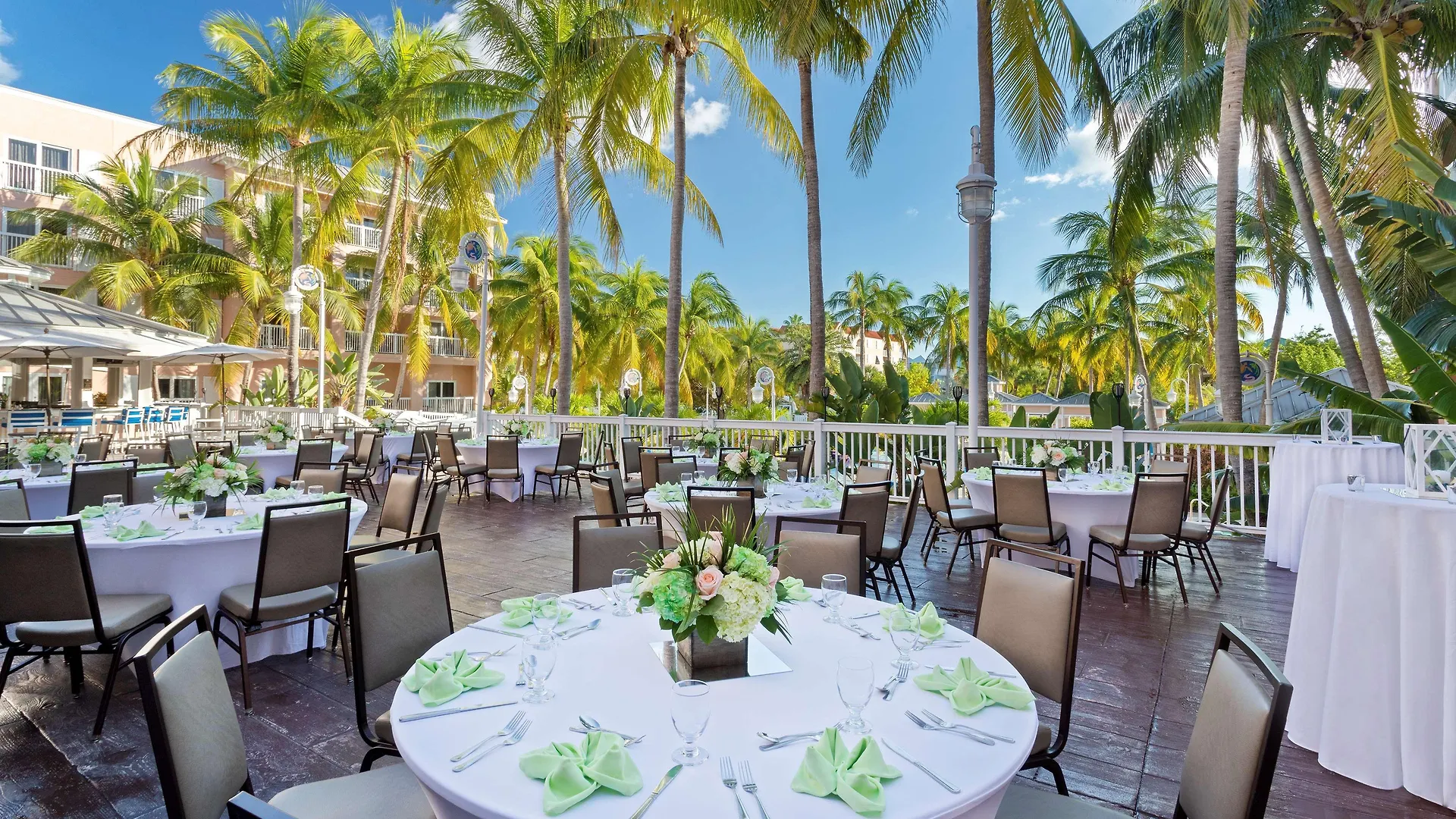 Doubletree By Hilton Grand Key Resort 4*