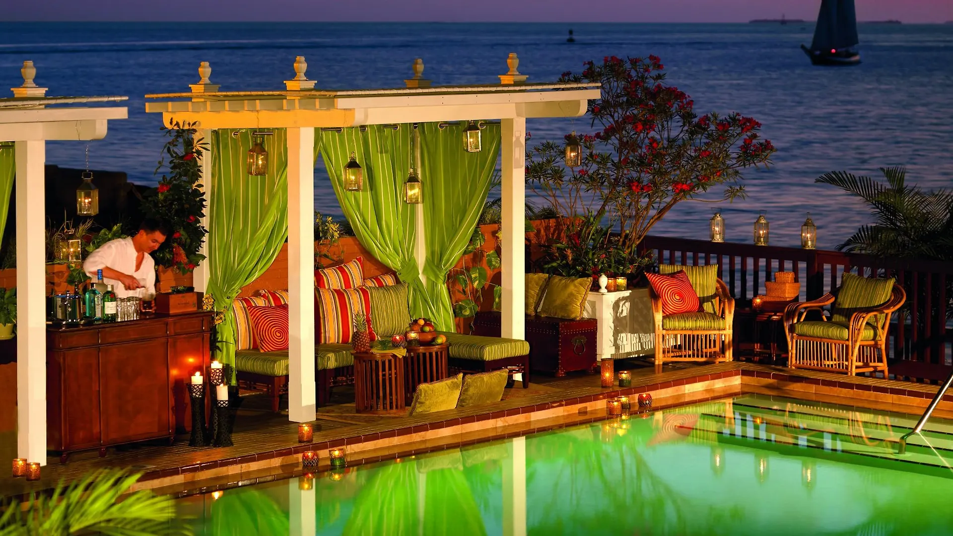 Курортный комплекс Ocean Key & Spa, A Noble House Ки-Уэст